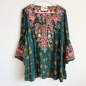 NWT Savanna Jane Embroidered Boho Blouse Puff Sleeve Tunic Floral Bell Sleeve